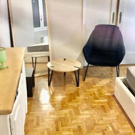 Economy Shared Apartment C In Central אתונה מראה חיצוני תמונה
